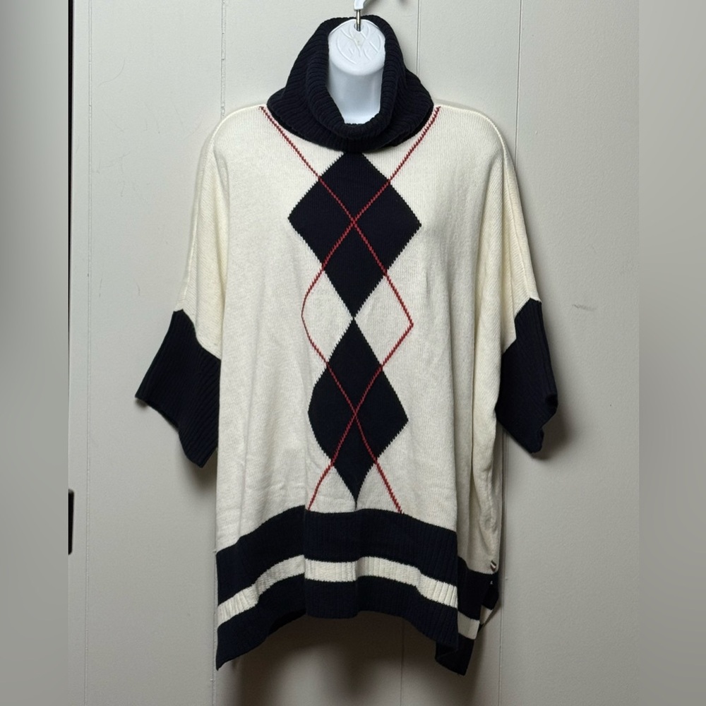 NWT Tommy Hilfiger Women’s Oversized Navy and Cream Argyle Turtleneck Sweater S